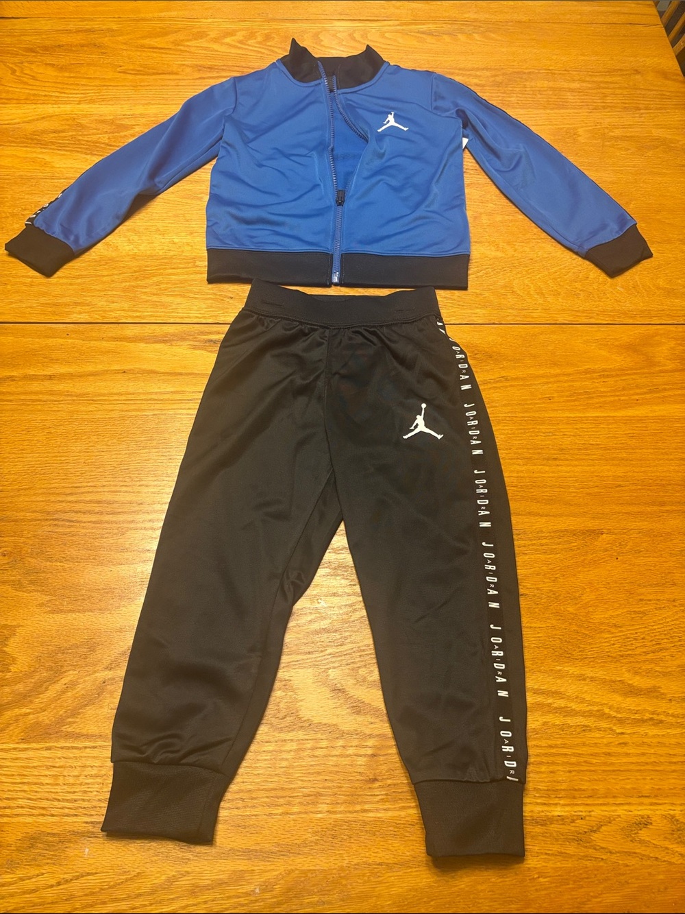 Jordan Kids 4T Blue Jacket & Black Joggers Set NWT - Picture 6 of 6